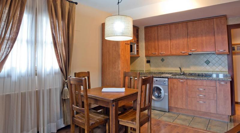 Apartamentos Casa Lavedan Tramacastilla de Tena Zimmer foto